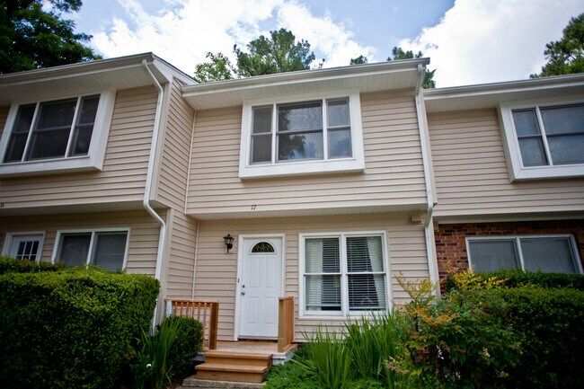 Building Photo - Prime Chapel Hill Living | 2BR Townhouse on MLK Blvd