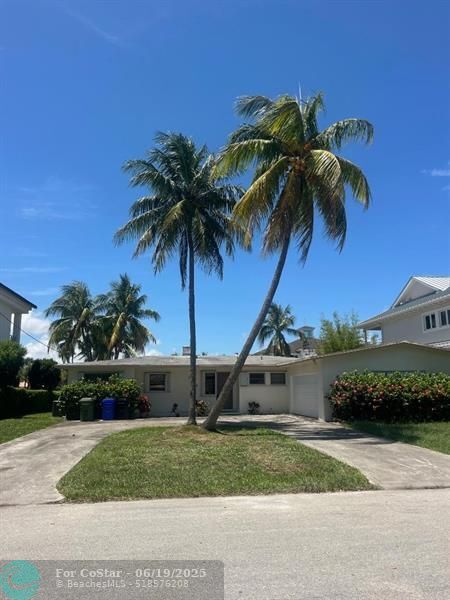 Primary Photo - 1625 SE 12th Ct