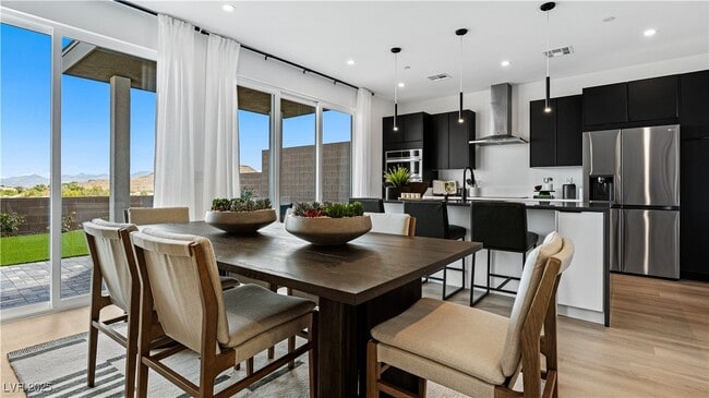 Building Photo - 5186 Meraki Ave