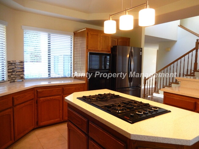 Building Photo - AVAILABLE JULY - Pristine SLO Executive Home - 4 Bedroom 2.5 Bathroom