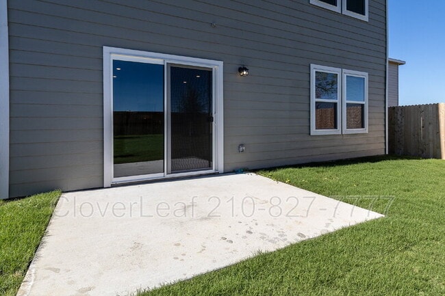 Building Photo - 3122 Dreamweaver