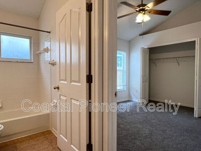 Building Photo - 9007 Westbay Blvd