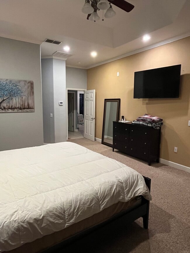 Building Photo - 1895 Orangewood Ct