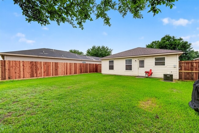 Building Photo - 4611 Snowdrop Ct