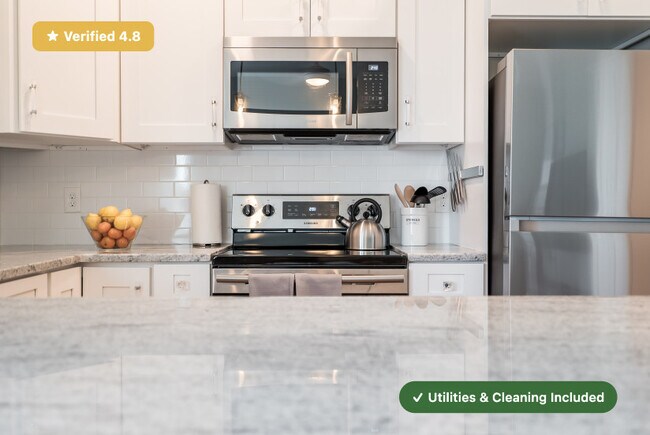 Building Photo - Furnished Bedroom with Private Bath in Cambridge