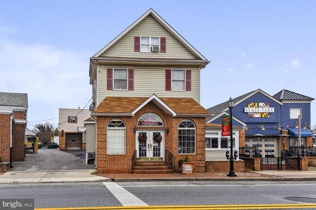 Building Photo - 5926 Old Frederick Rd