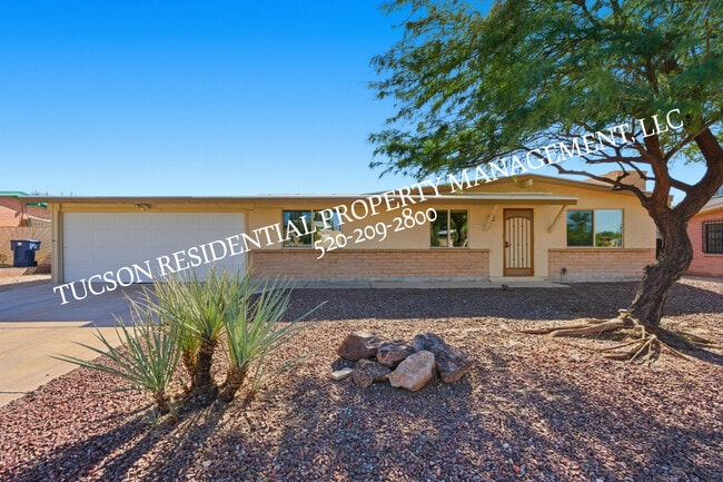 Building Photo - 9712 E Nicaragua Pl