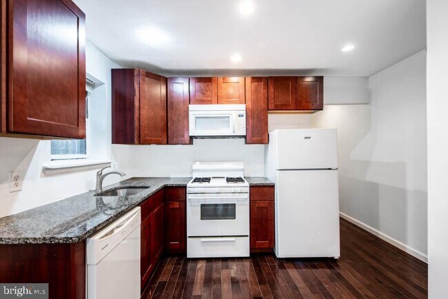 Building Photo - 545 Christian St