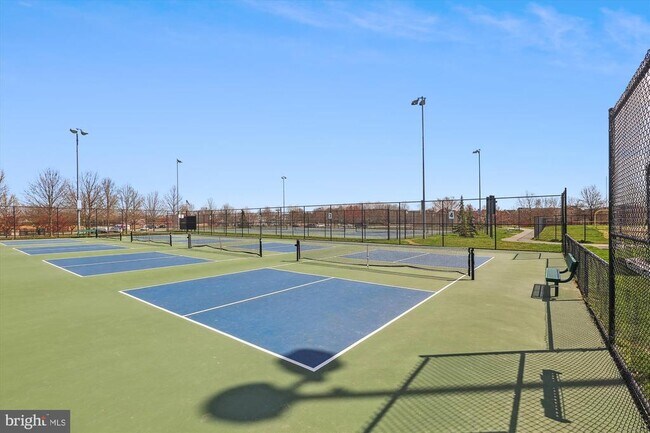 Building Photo - 502 Lawson Way