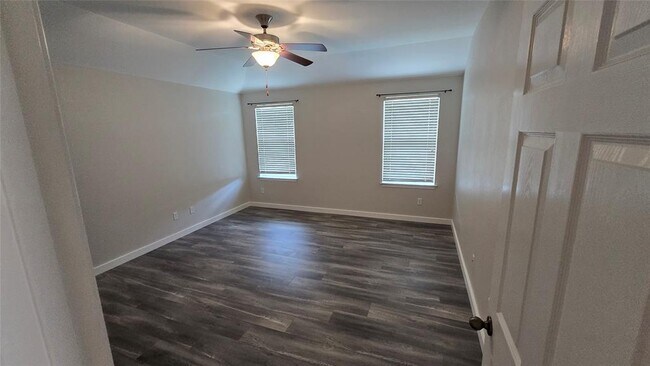 Building Photo - 7609 Buck Meadow Dr