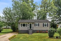 Building Photo - Home off Freeman Mill, Living Room Plus De...