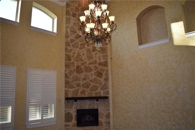 Building Photo - 115 Oakwood Ln