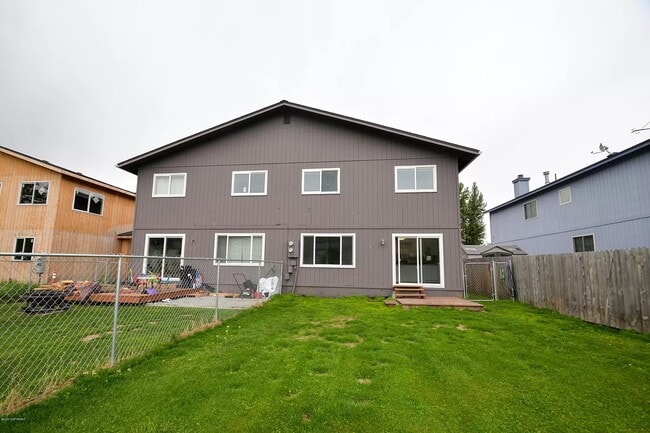 Building Photo - Little Dipper Avenue