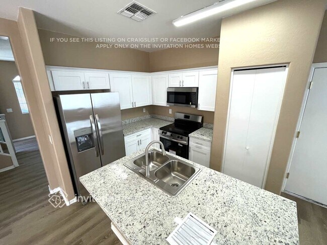 Building Photo - 5319 W Fulton St