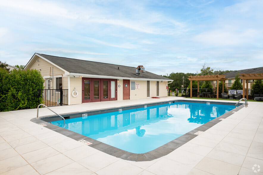 Swimming Pool - The Reserve at Anderson