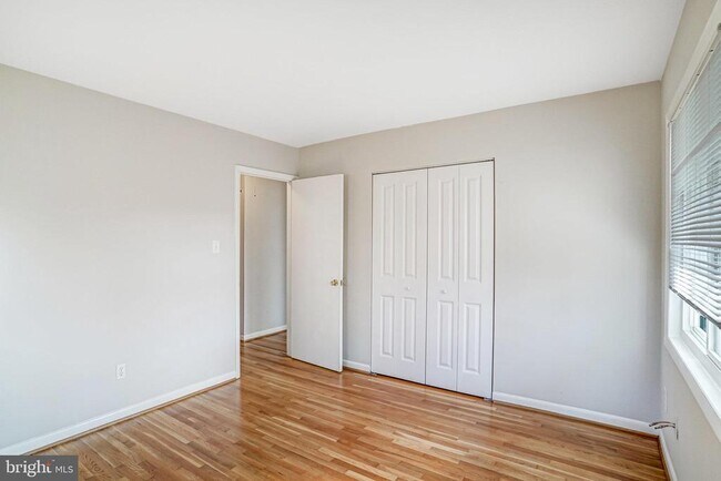 Building Photo - 4304 San Carlos Dr