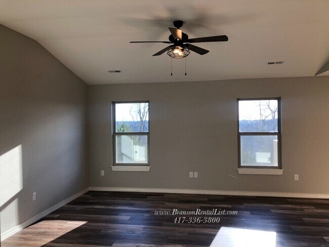 Building Photo - NOW LEASING 3Br with an Unfinished Basement