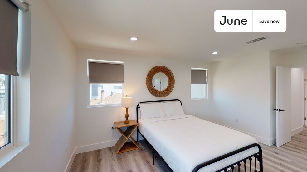 Building Photo - 564312 Auckland Ave