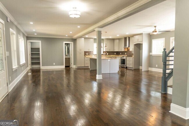 Building Photo - 1433 Merriman Ln NE