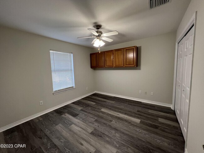 Building Photo - 103 Middleburg Dr