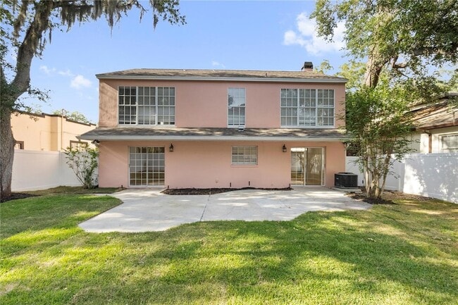 Building Photo - 3110 W Villa Rosa St