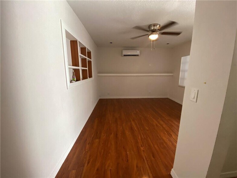 Building Photo - 4113 NW 78th Way