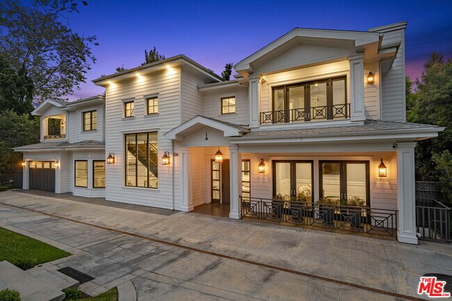 Building Photo - 126 N Canyon View Dr