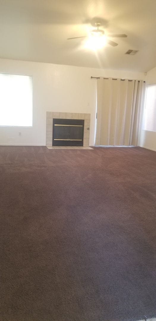 Building Photo - 6401 Caracas Ct