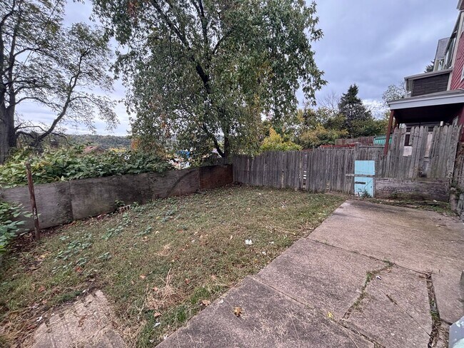 Building Photo - New Year, New Home, $500 Off! This is a Lease-to-Own – Not a typical rental.