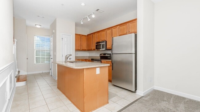 Building Photo - Located just Steps from Shopping, Dining, & Entertainment in The Market Common