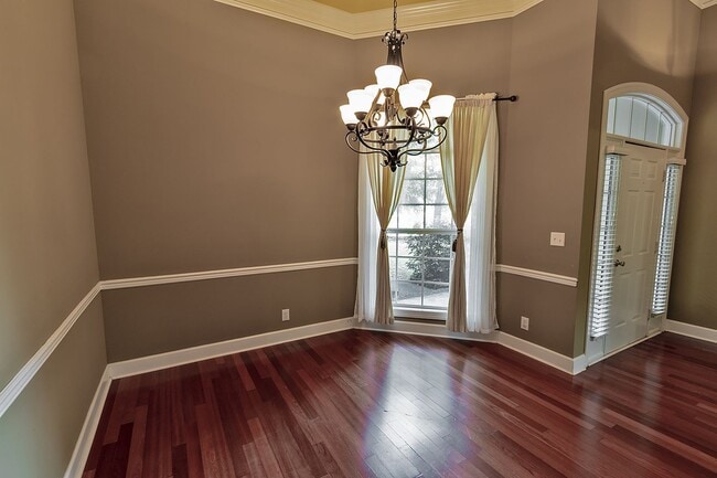 Building Photo - Home for Rent in Magnolia Estates