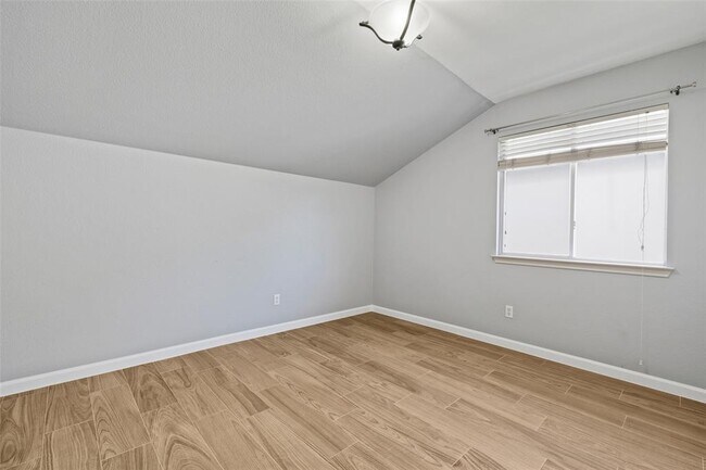 Building Photo - 11904 Johnny Weismuller Ln