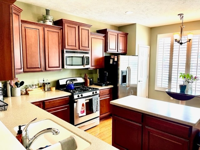 Building Photo - 418 Turner Dr