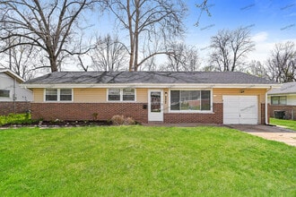 Building Photo - 2232 Collett Dr