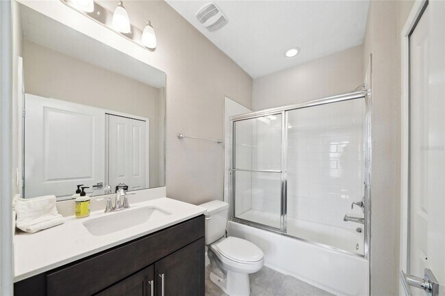 Building Photo - 137 Villa Domani Ct