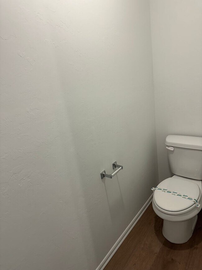 Building Photo - Save $500 on Your Move-In Costs — Sign by 5/22! Charming  3 Bed, 2 Bath Home in Purcell