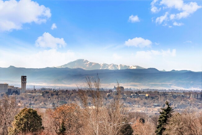 Building Photo - 2564 W 82nd Ln