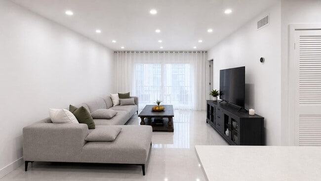 Building Photo - 6249 Bay Club Dr