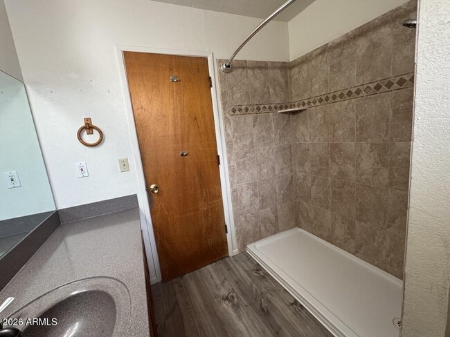 Building Photo - 1281 N Catalina Dr