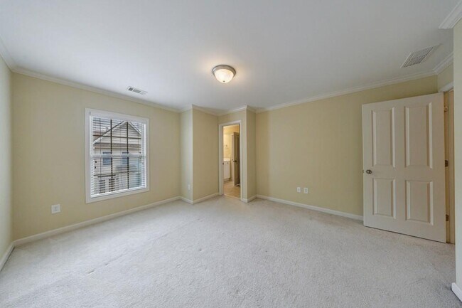 Building Photo - 10293 Midway Ave