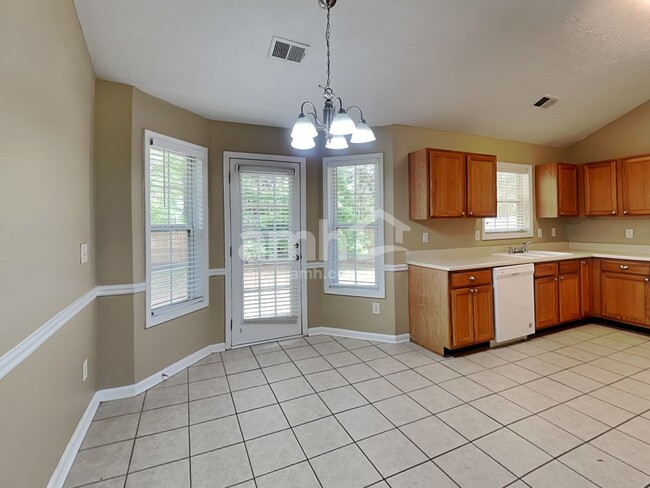 Building Photo - 3174 Baymount Way