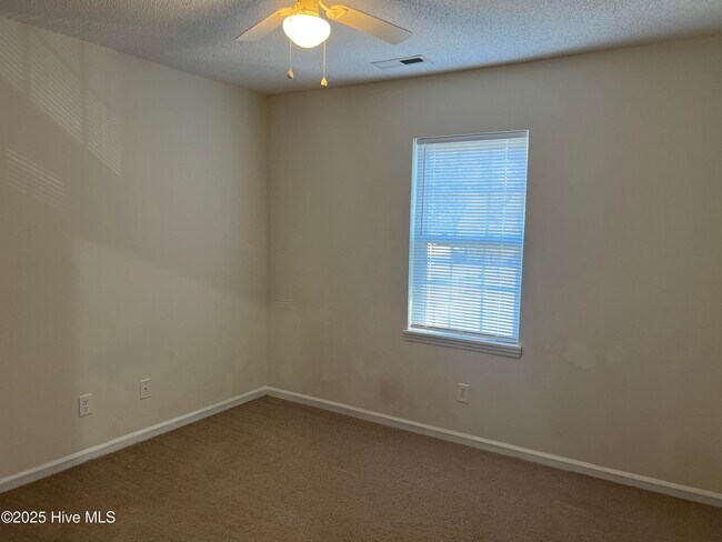 Building Photo - 1126 Brownlea Dr