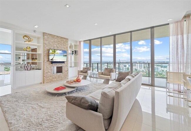 Building Photo - 9705 Collins Ave