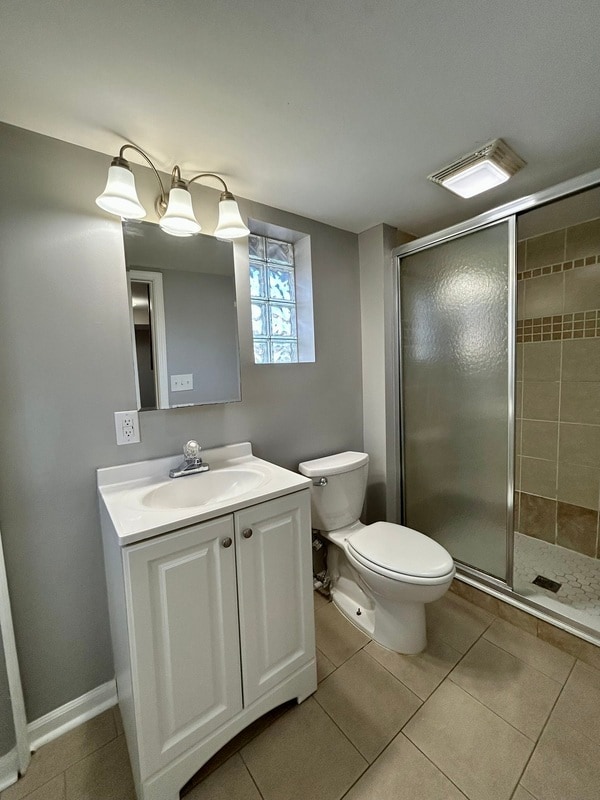 Building Photo - 18704 Jefferson