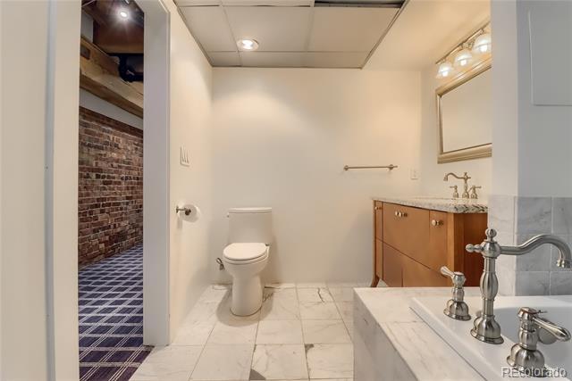Building Photo - 1450 Wynkoop St