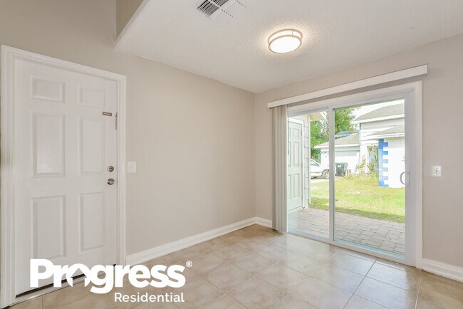 Building Photo - 13025 Phoenix Woods Ln