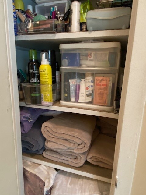 Building Photo - 3550 N Lake Shore Dr