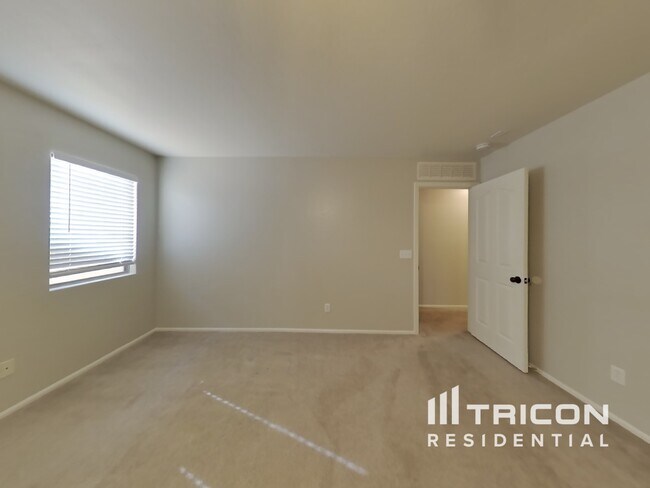 Building Photo - 43628 Sagebrush Trail