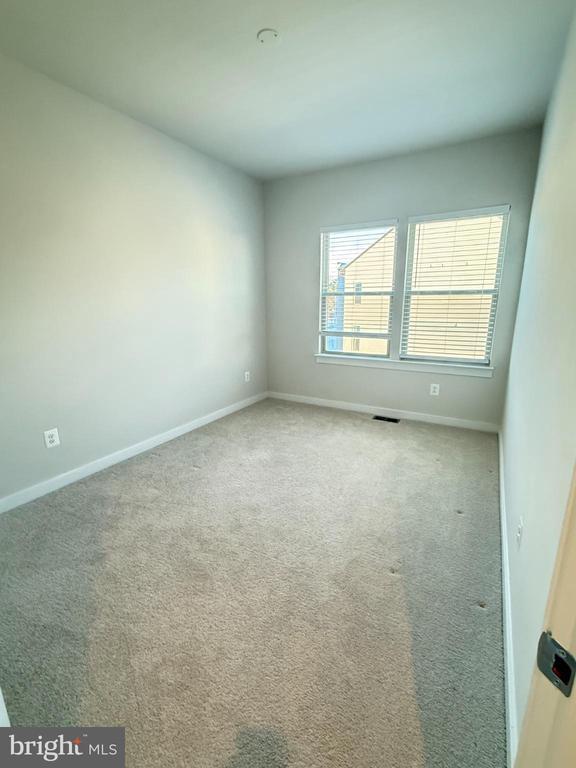 Building Photo - 2108 Acadia Rd