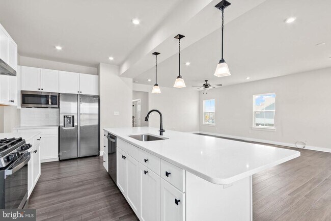 Building Photo - 105 Weston Dr